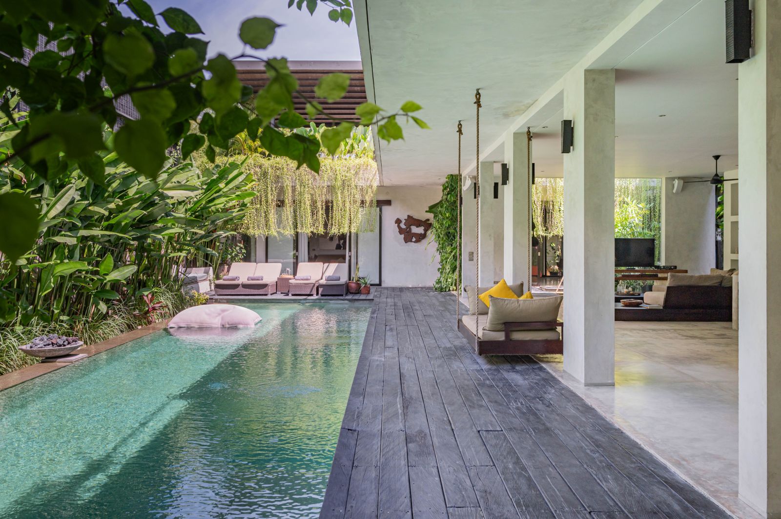 ECLECTIC STYLE VILLA